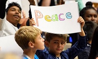 niños y adolescentes paz 200px