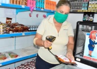 mercado tienda trabajador