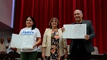 Marta Ayala Ávila y Vicente Vérez Bencomo recibieron los certificados del registro