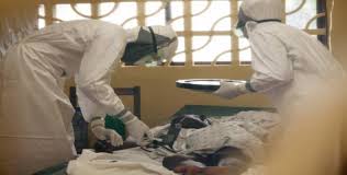 atyención ebola enfermeros